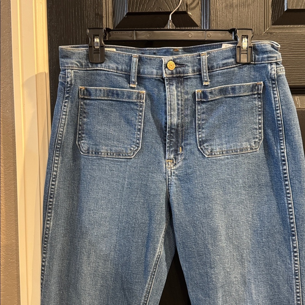 GAP Women's Flare Jeans in Blue - Picture 2 of 5